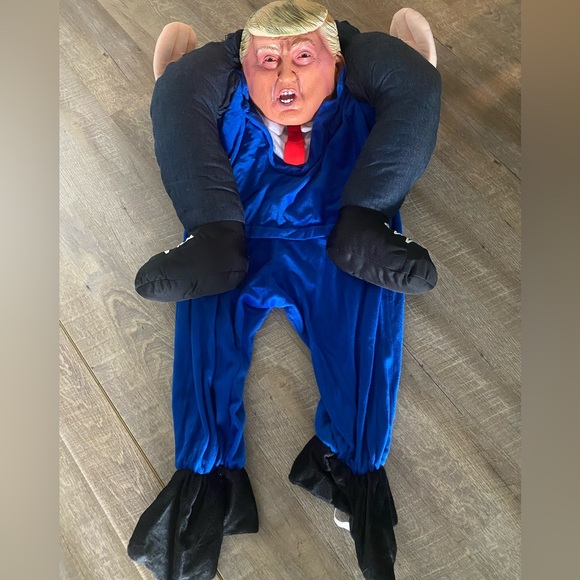 Halloween Presidential Piggy Back Costume. Original Packaging. - Picture 2 of 4